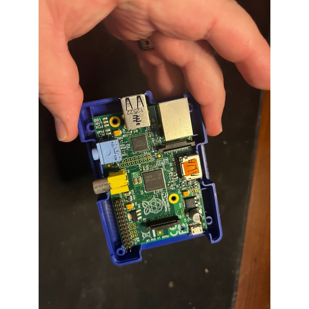 Raspberry Pi Model B Single Board Computer in Blue Case - Untested - Picture 7 of 7